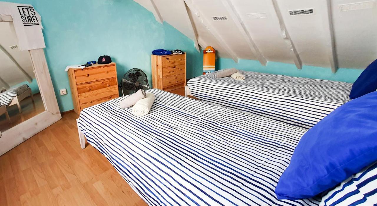 Ericeira Surf Camp Hostel ภายนอก รูปภาพ