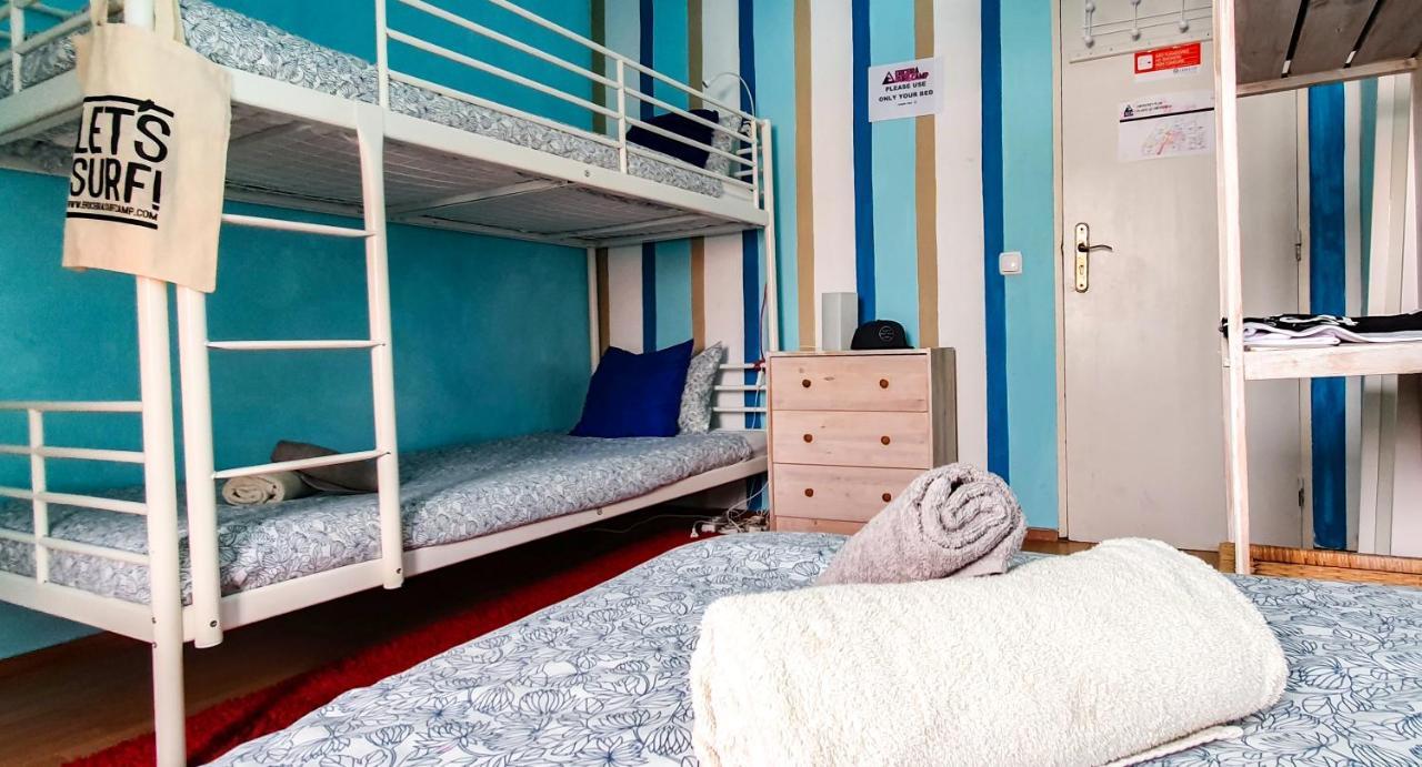 Ericeira Surf Camp Hostel ภายนอก รูปภาพ