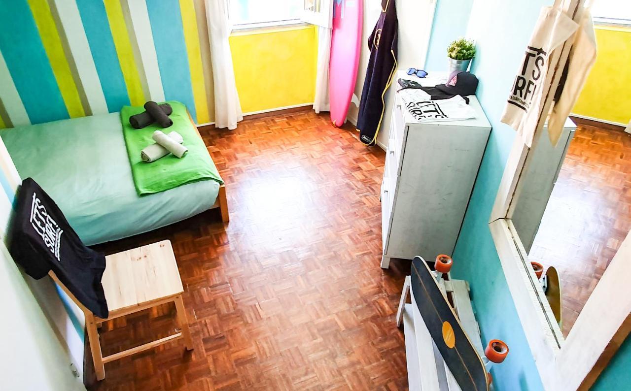 Ericeira Surf Camp Hostel ภายนอก รูปภาพ