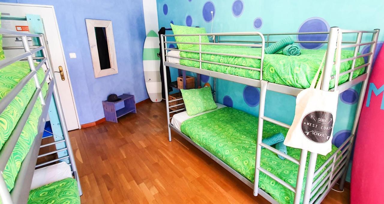 Ericeira Surf Camp Hostel ภายนอก รูปภาพ
