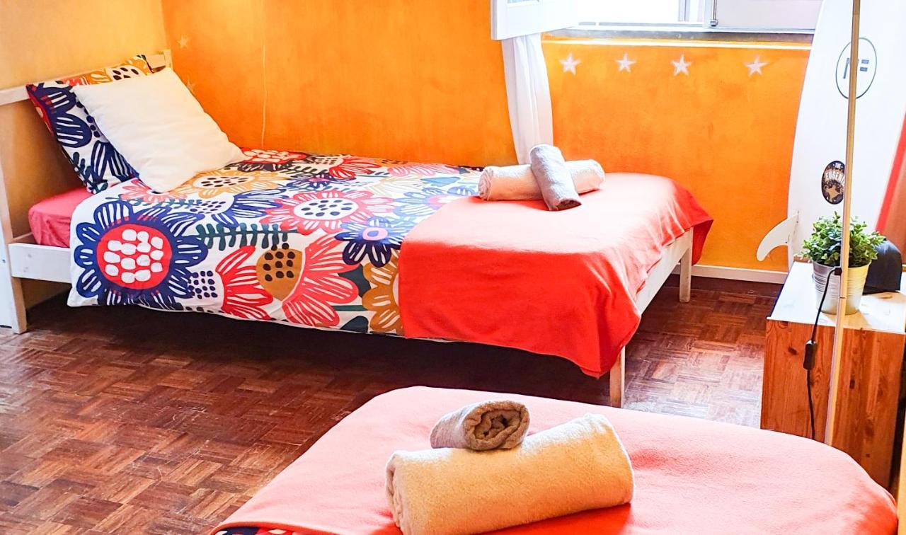 Ericeira Surf Camp Hostel ภายนอก รูปภาพ